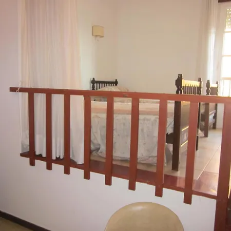 Отель Sixto Санхенхо