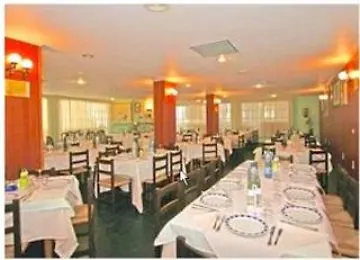 Sixto Санхенхо